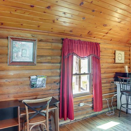 Quiet Shiloh Retreat With Spacious Yard And Fireplace! Екстер'єр фото