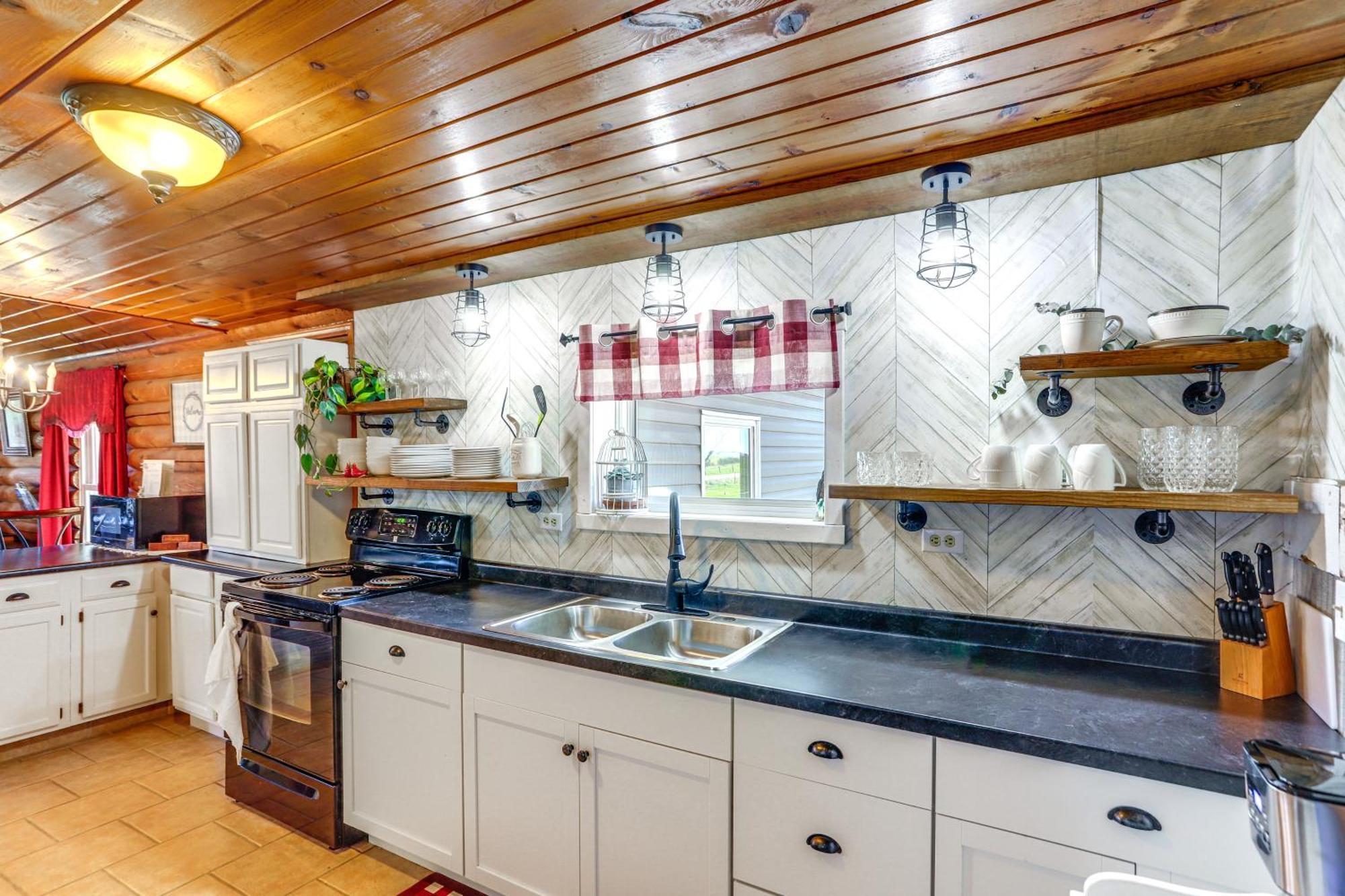 Quiet Shiloh Retreat With Spacious Yard And Fireplace! Екстер'єр фото