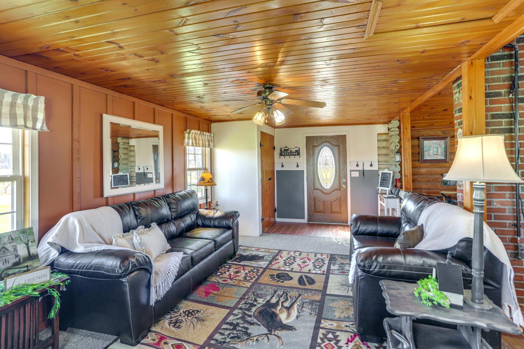 Quiet Shiloh Retreat With Spacious Yard And Fireplace! Екстер'єр фото